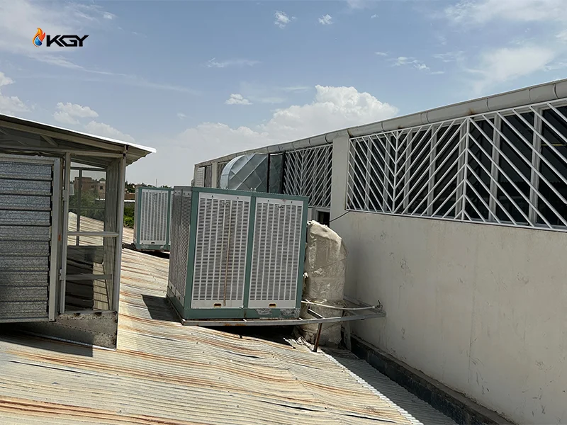 evaporative cooler for industrial spaces